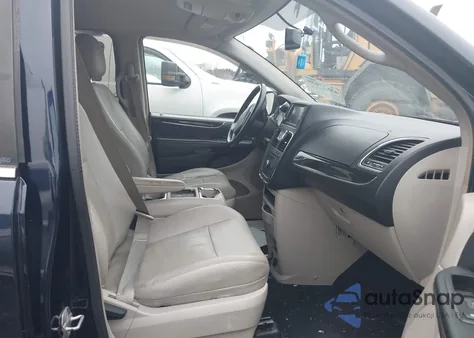 2012 Chrysler Town & Country Touring из США, поврежденный, VIN 2C4RC1BG1CR303667